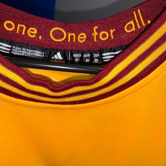 Cleveland Cavs Anderson Varejao Adidas Men's small One for All Jersey - Picture 3 of 3